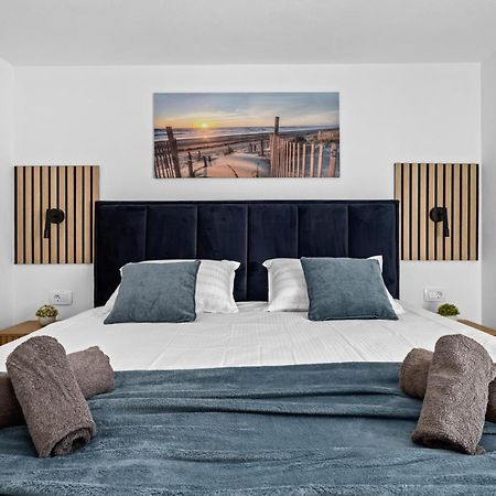 Apartment Nenad - Amazing Sea View ! Only 500 Meters From The Beach ! Fažana Esterno foto