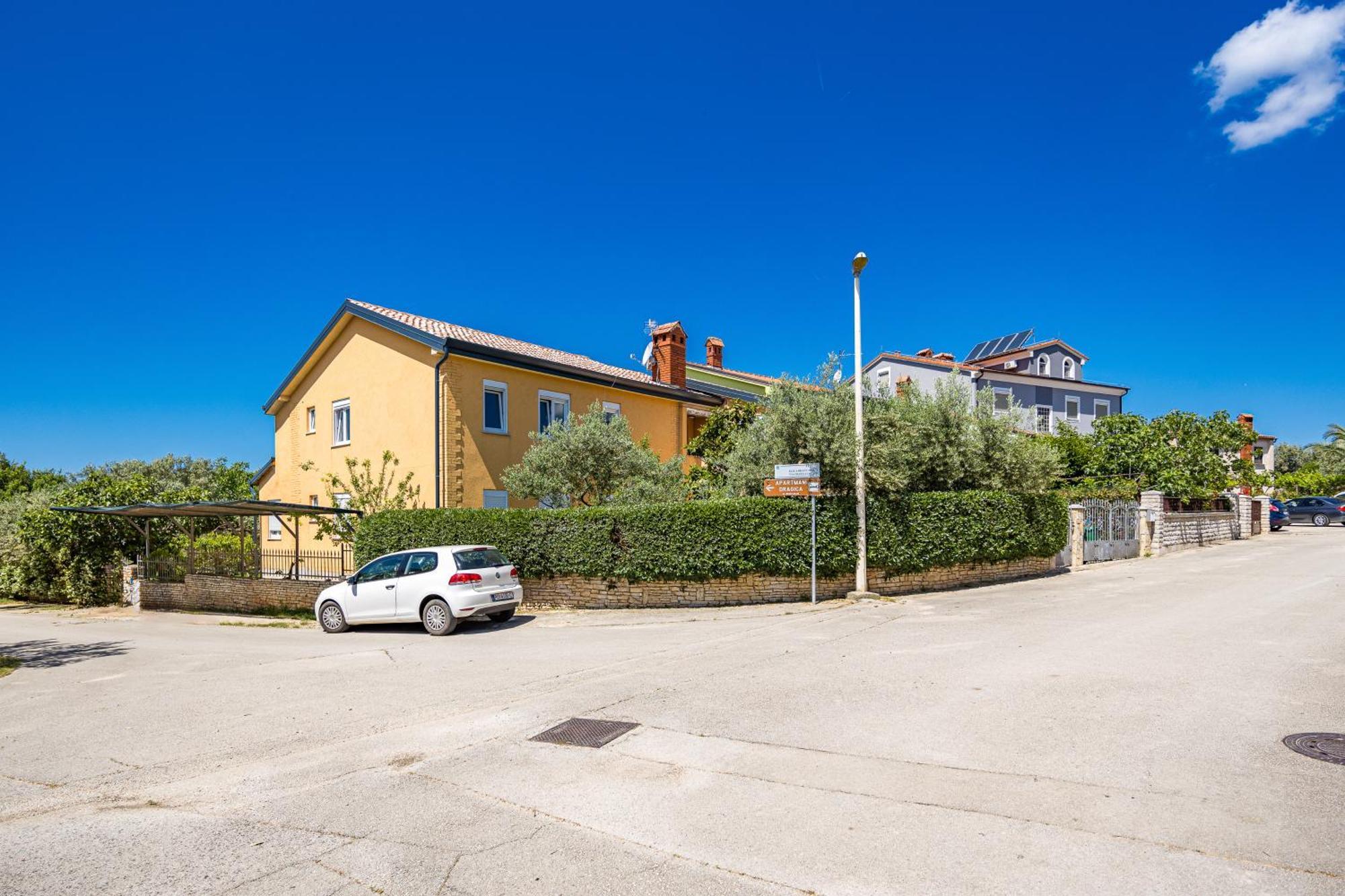 Apartment Nenad - Amazing Sea View ! Only 500 Meters From The Beach ! Fažana Esterno foto